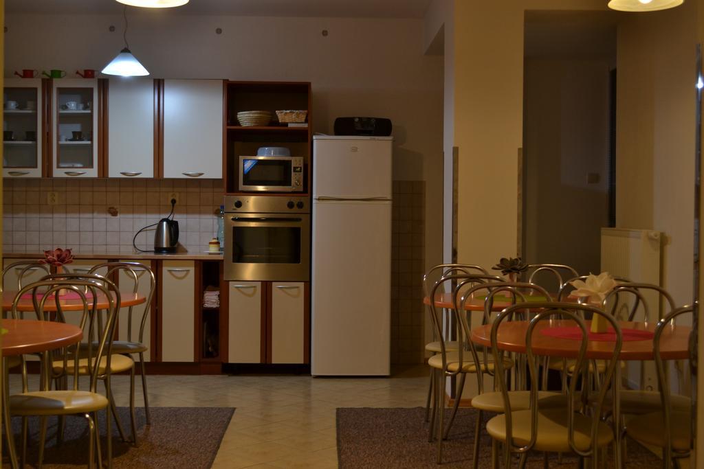 Privat Julia Hotel Vrbov Luaran gambar
