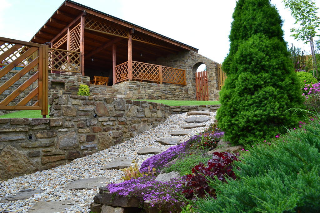 Privat Julia Hotel Vrbov Luaran gambar